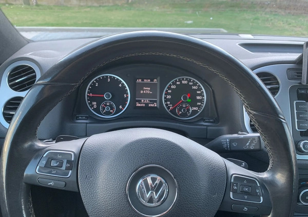Volkswagen Tiguan cena 50950 przebieg: 206372, rok produkcji 2014 z Warszawa małe 79